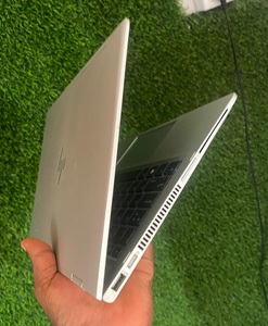 HP EliteBook x360 830 G6