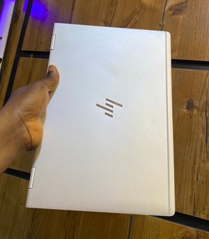 HP EliteBook x360 1030 G3